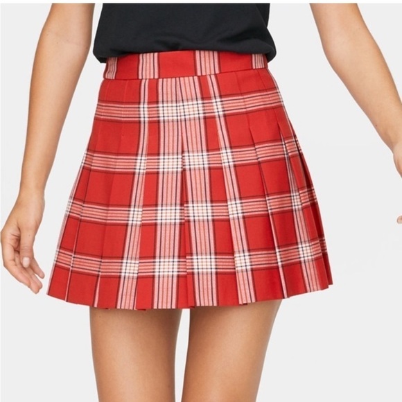Aritzia Sunday Best red/white/black plaid Olive mini skirt / size 2 - Picture 2 of 10